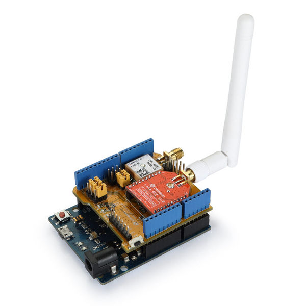 File:Lora GPS Shield with arduino.jpg